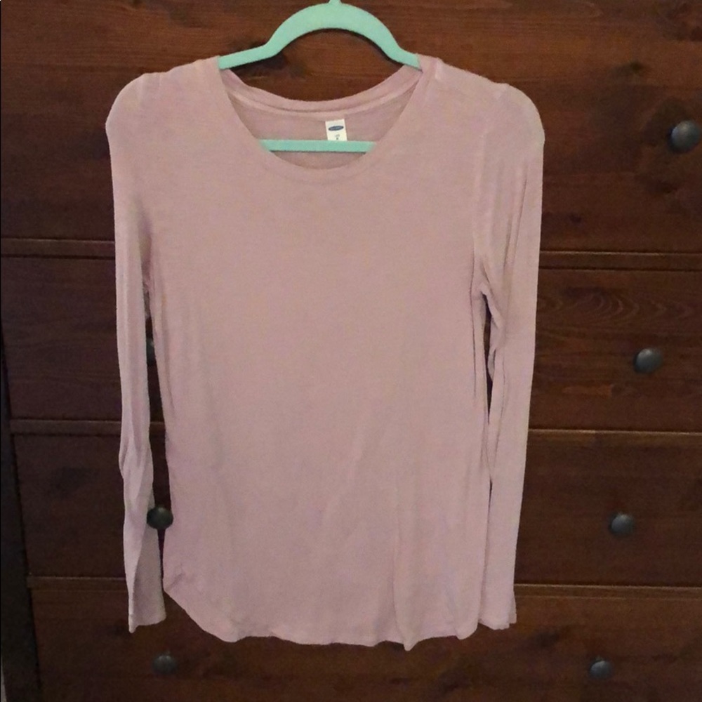 Old navy long sleeve shirt